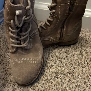 All Saints Kids Brown Boots
UK 29 converts to 11.5/12